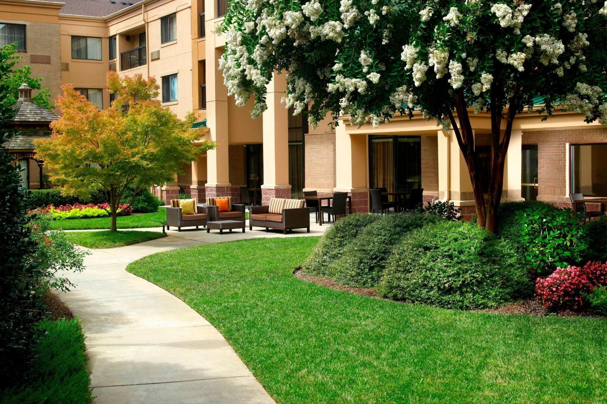 Hotel Courtyard By Marriott Atlanta Alpharetta Exteriér fotografie